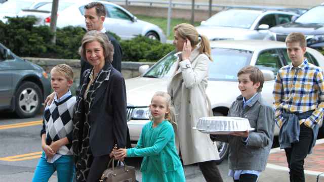 El día que la reina Sofía estuvo Cristina, Iñaki y sus nietos, en Washington