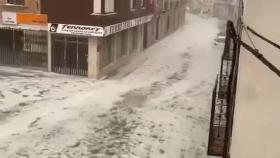 Las calles de Consuegra (Toledo), convertidas en río este miércoles.