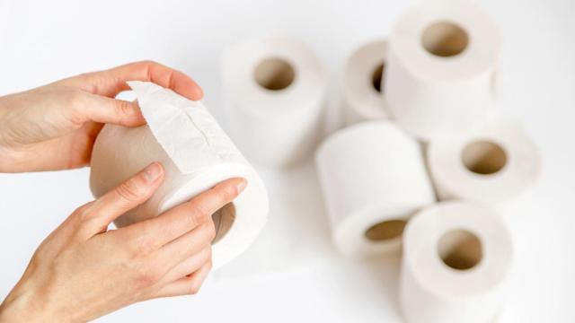 Papel higiénico con vinagre: el truco efectivo para desinfectar todas las superficies del hogar