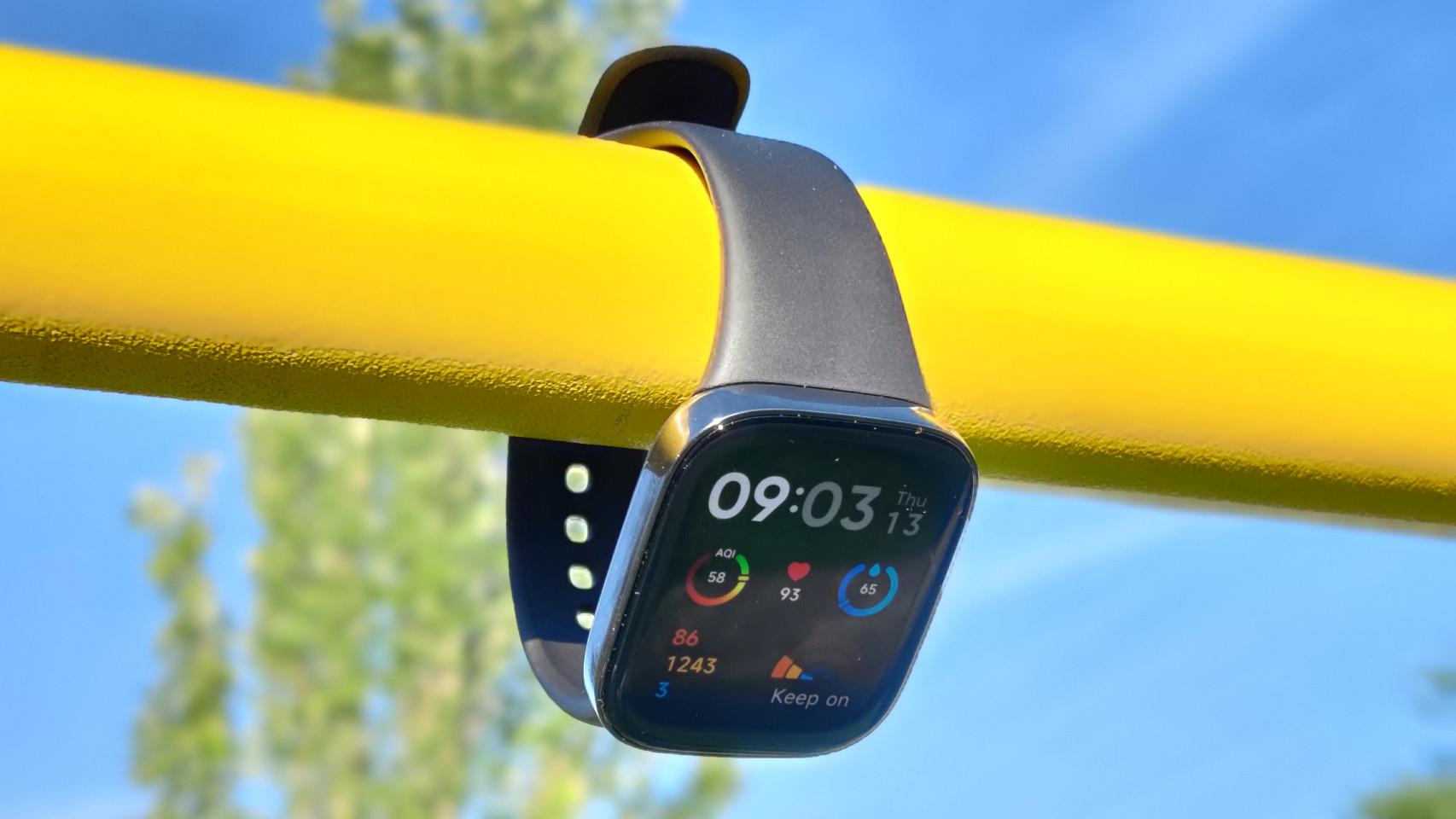 Este reloj inteligente Xiaomi lo tiene todo por apenas 60 euros: llamadas  Bluetooth, GPS y 12