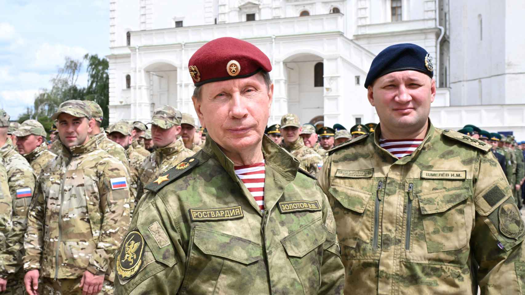 Viktor Zolotov, jefe de la Guardia Nacional, espera el discurso de Putin este martes en el Kremlin de Moscú.