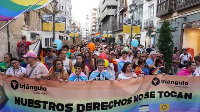 Manifestación en Valladolid durante el Día Internacional del Orgullo LGTBIQ+