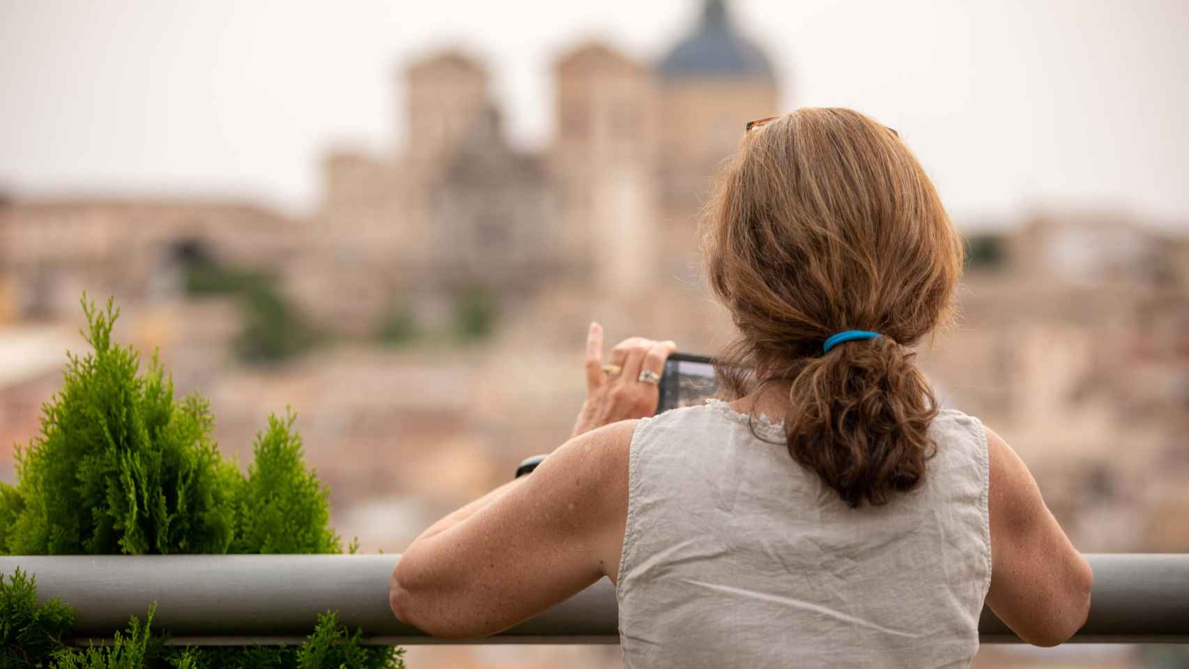 Atardecer solidario en la terraza con mejores vistas a Toledo: las mejores fotos