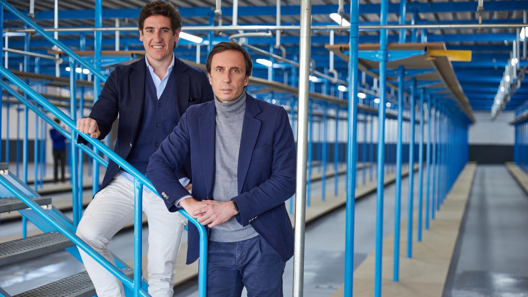 Los madrileños Nacho y Juan crearon Blue Banana de Interraíl: su imperio de  ropa factura 12 millones