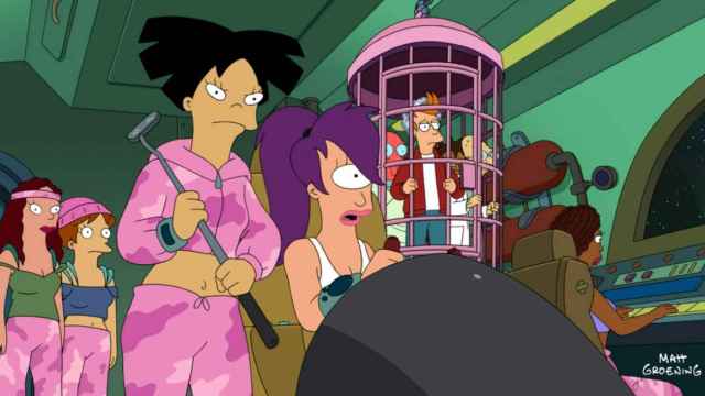 Captura de uno de los capítulos de 'Futurama', de Matt Groening, en el que se ve a sus dos protagonistas femeninas, Leela y Amy, junto a a un grupo llamado  'Ecofeministas', rumbo a Marte.