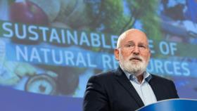 El vicepresidente ejecutivo de la Comisión y responsable de Transición Ecológica, Frans Timmermans, durante la rueda de prensa de este miércoles