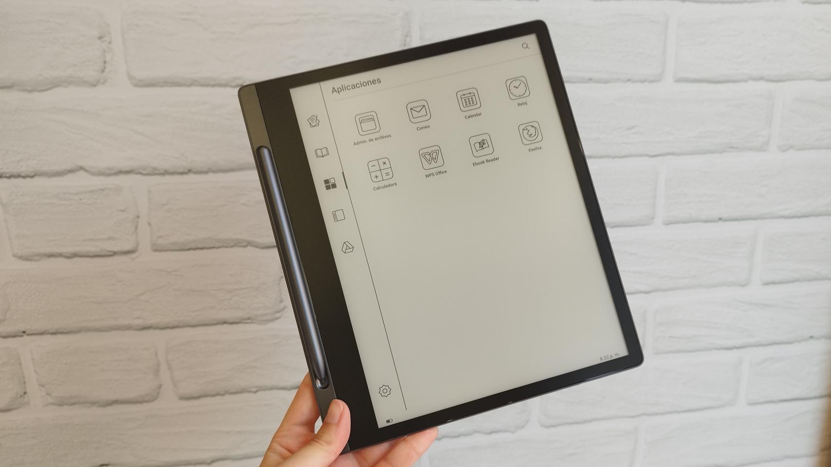 Probamos el Lenovo Smart Paper: el cuaderno electrónico que quiere jubilar  a tu libreta