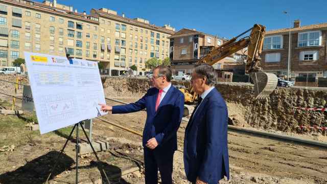 El alcalde de Salamanca visita las obras acompañado del concejal de Urbanismo