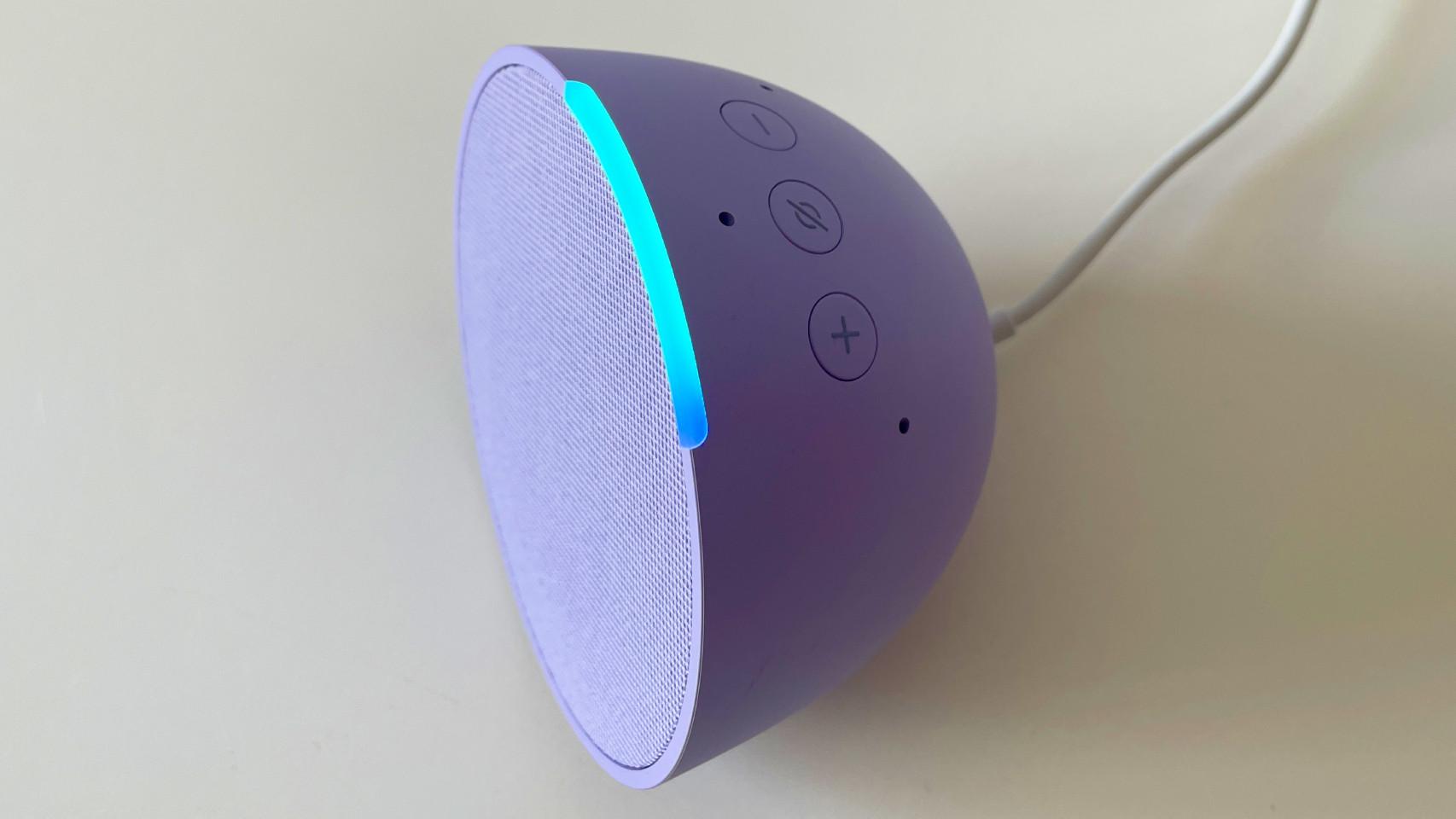 Probamos el  Echo Pop: el pequeño y resultón altavoz Alexa que  querrás en casa sólo vale 21 euros