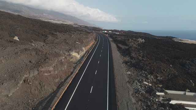 ACS se abre paso entre la lava con una carretera única en la ‘isla bonita’