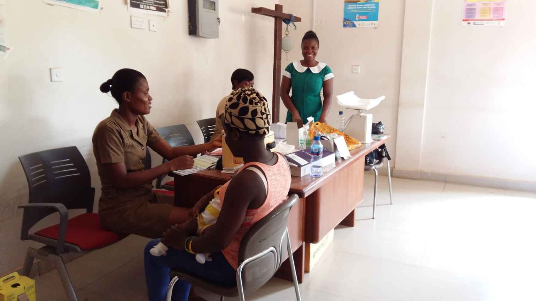 Una de las salas de la clínica San Juan de Dios en Amrahia (Ghana).