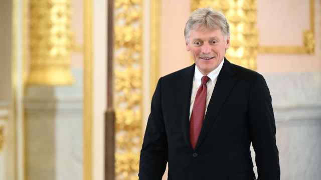 El portavoz del Kremlin, Dmitri Peskov, durante las conversaciones entre Rusia y China en marzo.
