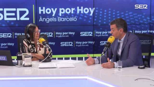 El candidato del PSOE este jueves, en la entrevista con Àngels Barceló.