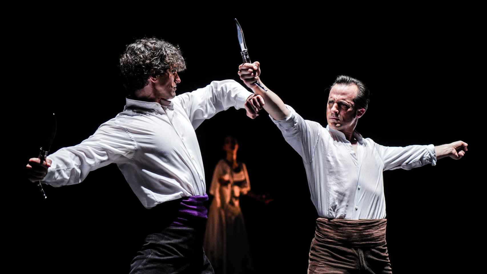 Los bailarines Álvaro Madrid y Miguel Lara en 'Bodas de sangre', de la Compañía Antonio Gades. Foto: Clarissa Lapolla
