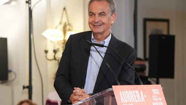 José Luis Rodríguez Zapatero en un acto electoral en San Sebastián