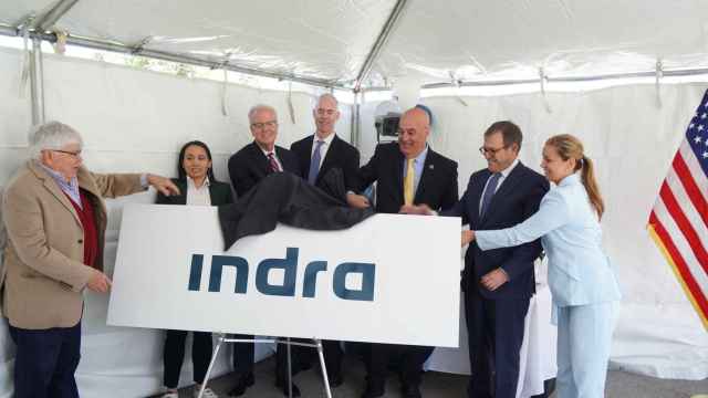 Directivos de Indra en el lanzamiento de la nueva filial del grupo español en Estados Unidos, en Kansas el pasado mes de mayo.