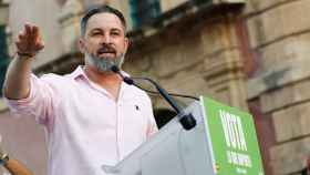 El líder de Vox, Santiago Abascal, este viernes en el acto de cierre de campaña en la Plaza Colón de Madrid.