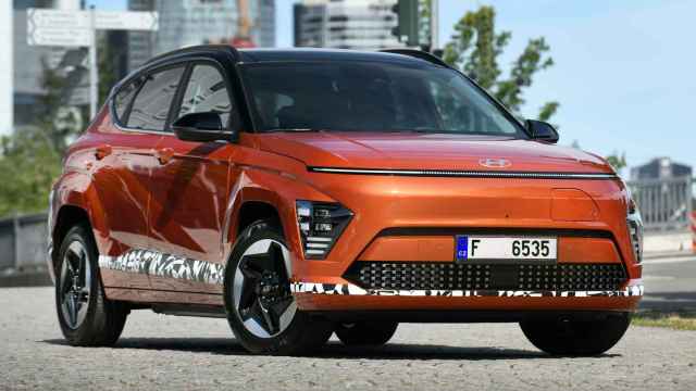 Este Hyundai Kona EV es un pre-serie, no es una unidad de producción final.
