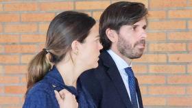 Álvaro Falcó e Isabelle Junot en la misa funeral de Marta Chávarri.