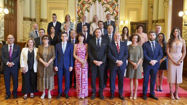 Los 27 concejales en el Ayuntamiento de Valladolid