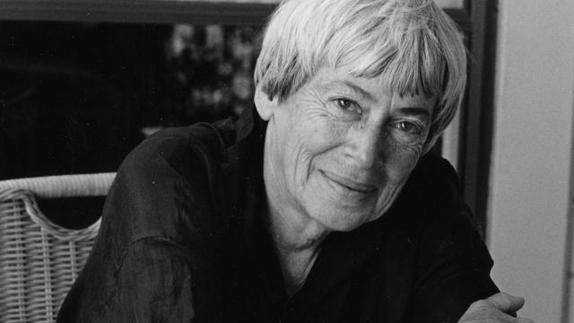 Ursula K. Le Guin en 1995. Foto: Marian Wood Kolisch