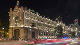Sede central del Banco de España en una imagen tomada de noche.