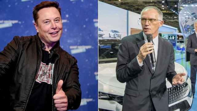 Elon Musk, CEO de Tesla (izquierda) y Carlos Tavares, CEO de Stellantis (derecha) compiten por la mayor rentabilidad en el automóvil.