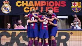 Los jugadores del Barcelona celebran un gol en El Clásico de pretemporada.