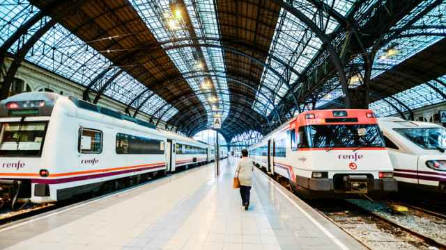 ¿Cuál es la compañía ferroviaria que paga más si hay retrasos?