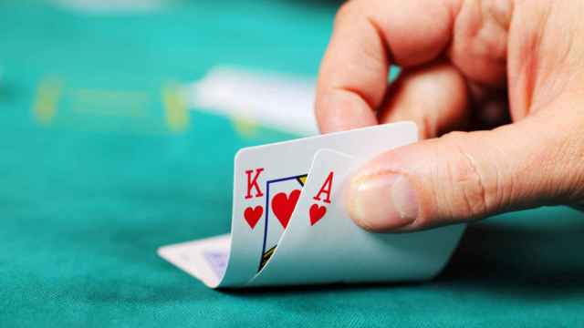Reglas del Poker: ¿Cómo Jugar al Póker?