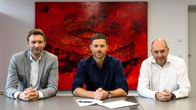 Xabi Alonso renueva con el Bayer Leverkusen hasta 2026