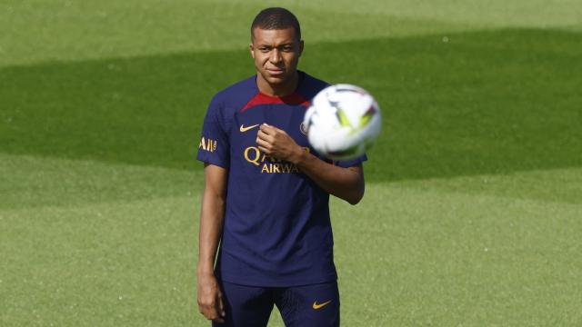 Kylian Mbappé entrenando con el PSG