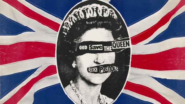 La icónica imagen creada por Jamie Reid para el tema de los Sex Pistols 'God Save the Queen'. Foto: Jamie Reid Courtesy John Marchant Gallery, UK