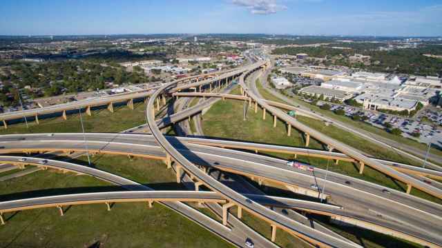Ferrovial cierra una financiación de 365 millones de euros para la mejora de la autopista NTE en Texas