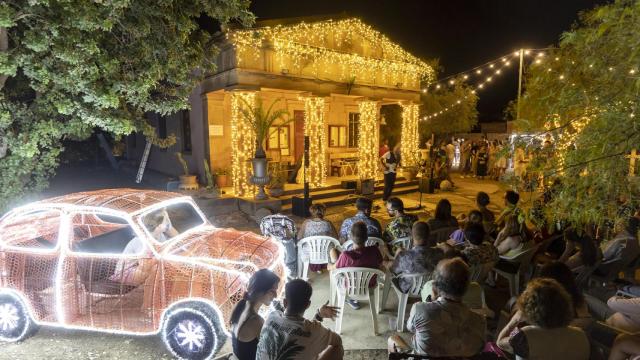 El Cementerio Inglés de Málaga revive en las noches de verano.