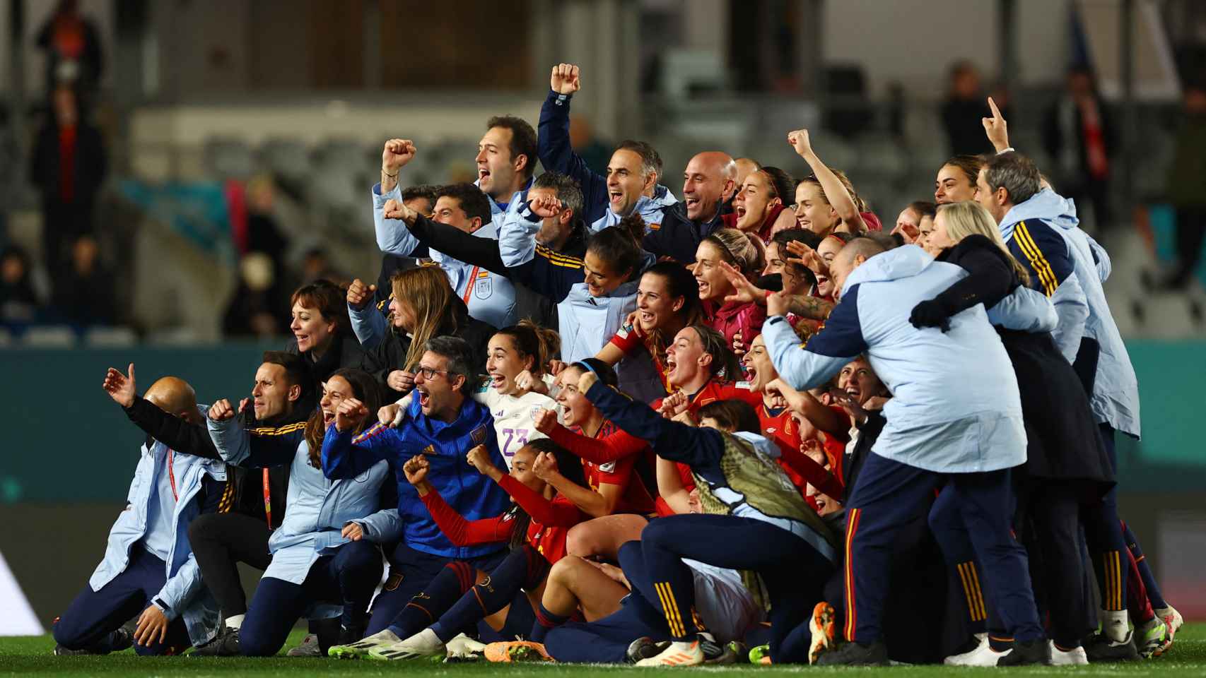 Las futbolistas de la Selección celebran el pase a la final del Mundial femenino 2023