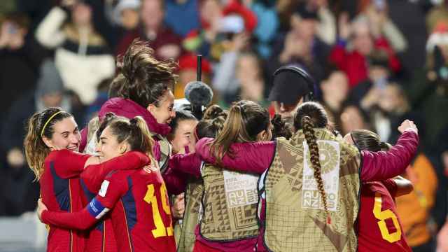 Las jugadoras de la selección española celebrando el triunfo contra Suecia.