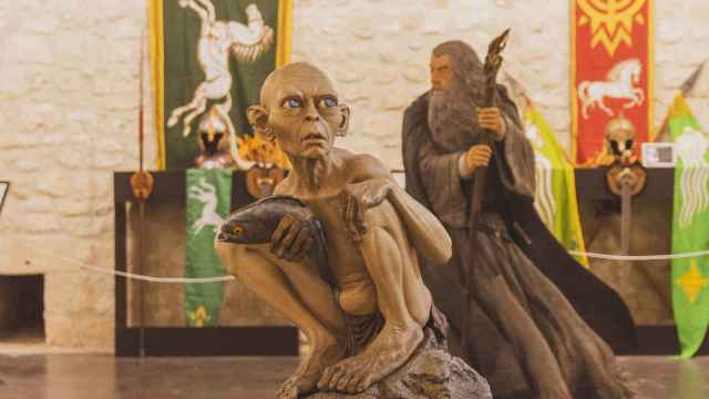 Una de las estatuas a escala real (Gollum), de El Señor de los Anillos