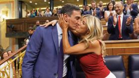 El presidente del Gobierno en funciones, Pedro Sánchez, y la vicepresidenta segunda, Yolanda Díaz, durante la última constitución del Congreso de los Diputados.