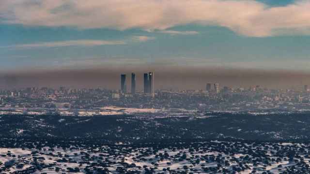 Boina de polución en Madrid tras el paso del temporal Filomena en 2021.