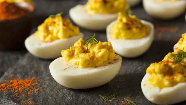 21 recetas fáciles para reinventar los huevos rellenos y revolucionar tu paladar