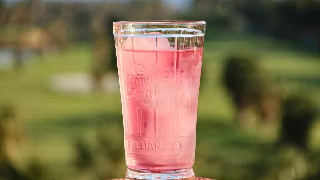 9 bebidas rosa para brindar con el color del año