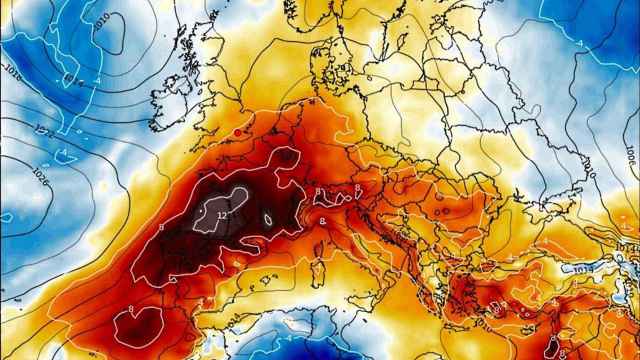 La distribución de las anomalías de calor provocadas por el anticiclón 'Nerón' en Europa.