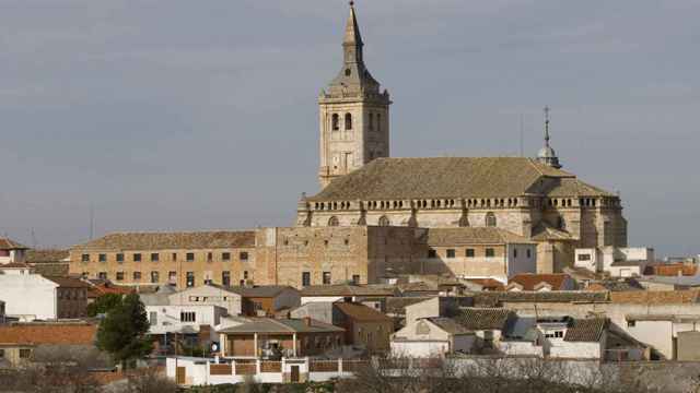 Conoce el pueblo medieval cerca de Madrid lleno de encanto: tiene una de las joyas arquitectónicas más importantes de España.