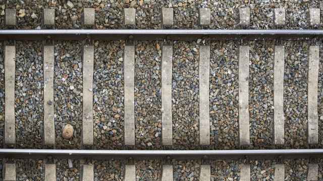 Este es el motivo por el que se ponen piedras en la vías del tren: pocos lo conocen
