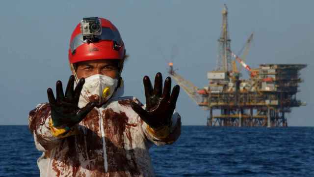 Informe de Greenpeace sobre las emisiones de las petroleras europeas, incluida Repsol