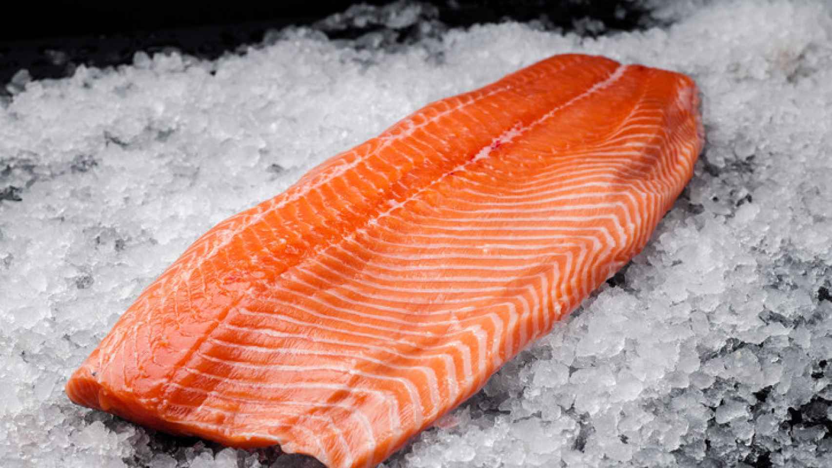 Esta es la razón por la que no hay que comprar pescado congelado, según una  experta