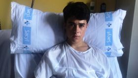Imagen de Jarocho, el novillero herido en Pedrajas, recuperándose en el hospital de Medina del Campo.