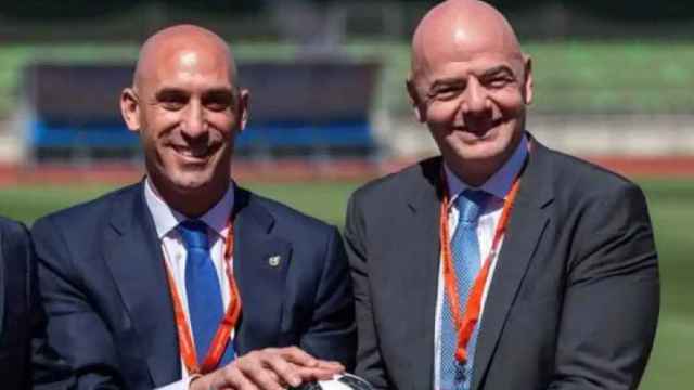 Luis Rubiales junto al presidente de la FIFA, Gianni Infantino