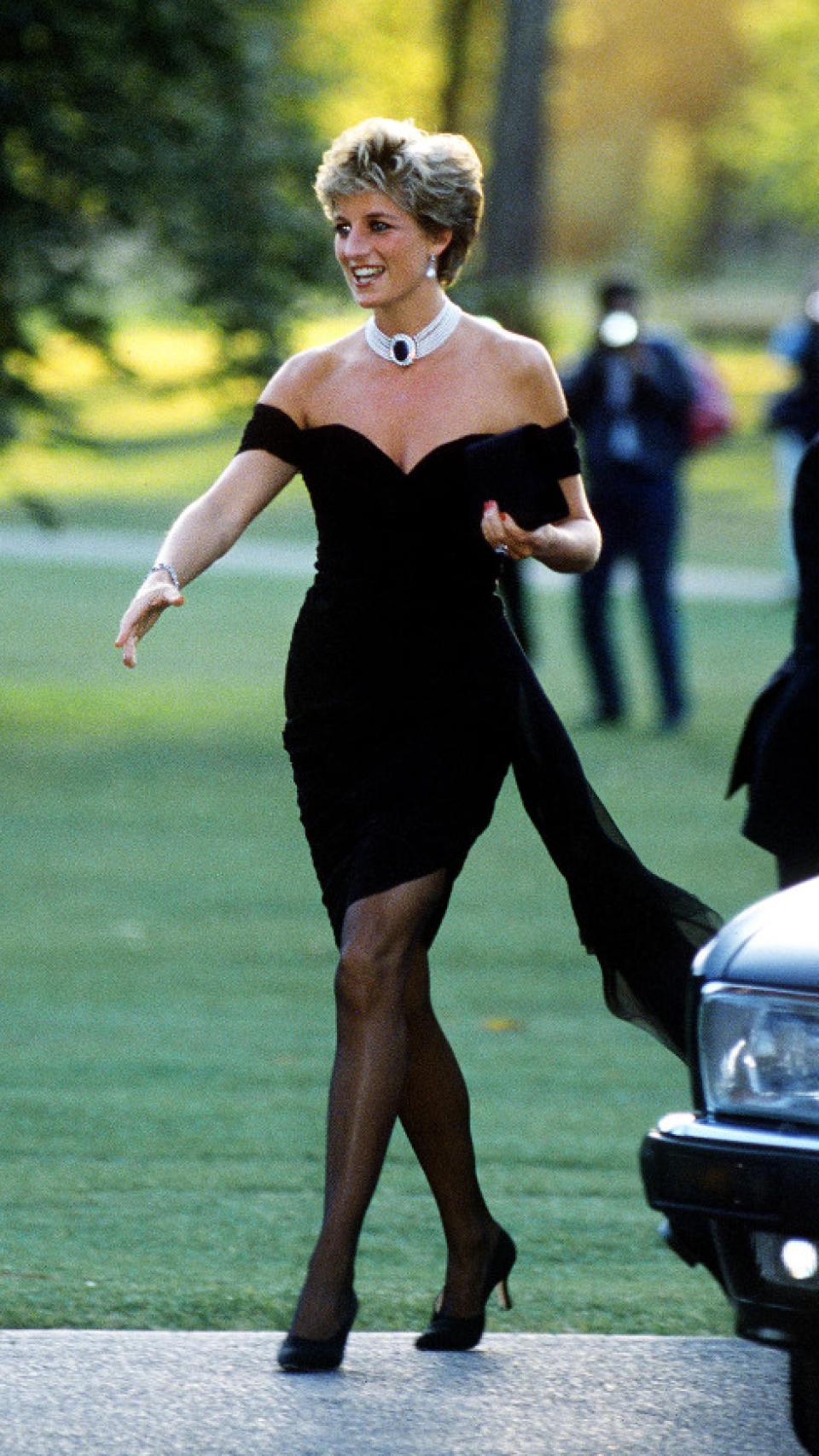 Lady Di con el denominado 'vestido de la venganza'.